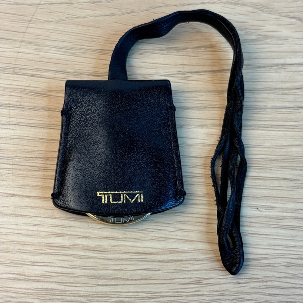 Tumi Black Leather Luggage Key‎ Fob